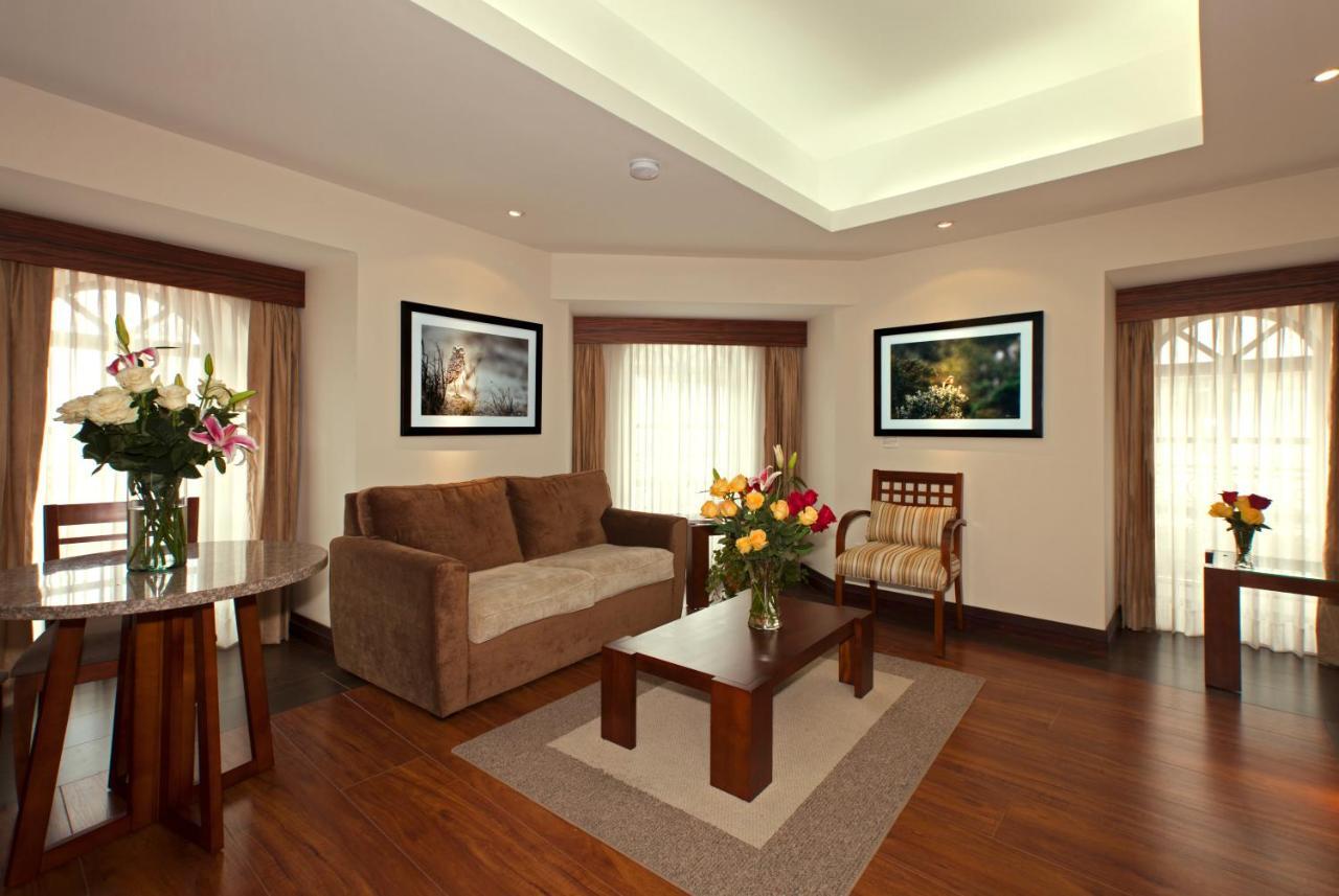 Parc Royale Suites Hotel Cuenca Eksteriør bilde