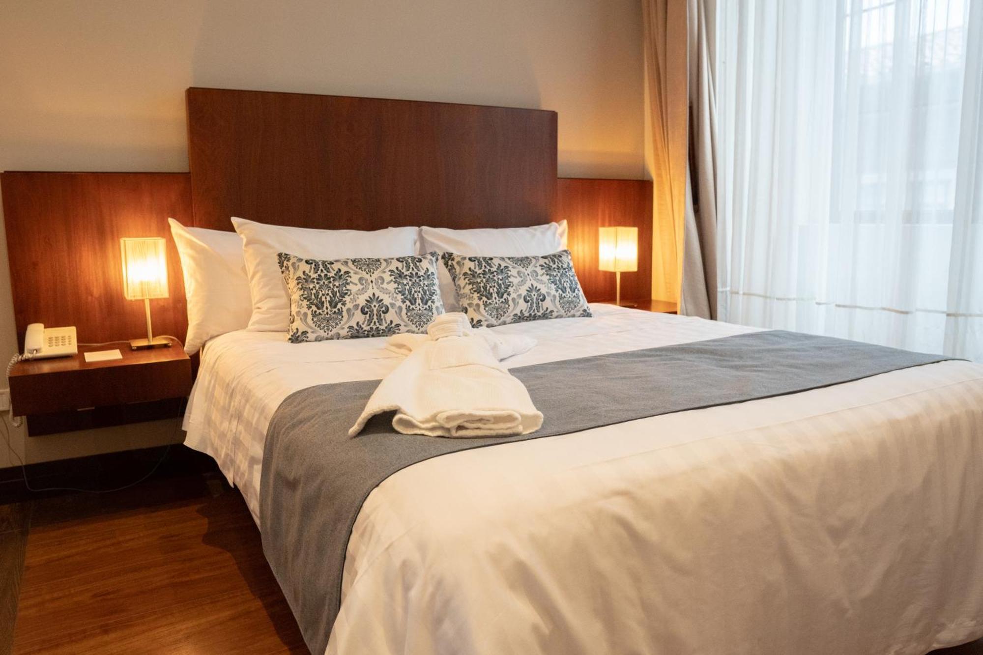 Parc Royale Suites Hotel Cuenca Eksteriør bilde